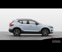 VOLVO XC40 B3 Mild hybrid Benzina Plus Dark