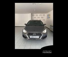 Hyundai i40 Wagon 1.6 CRDi DCT Business - 1