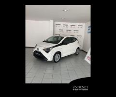 Toyota Aygo Connect 1.0 VVT-i 72 CV 5 porte x...