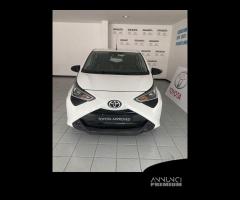 Toyota Aygo Connect 1.0 VVT-i 72 CV 5 porte x... - 4