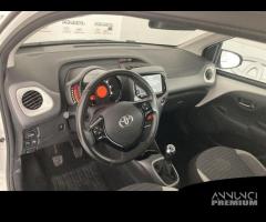 Toyota Aygo Connect 1.0 VVT-i 72 CV 5 porte x... - 10