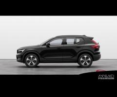 VOLVO XC40 B3 Mild hybrid Benzina Plus Dark