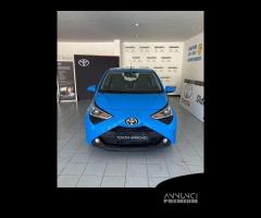 Toyota Aygo Connect 1.0 VVT-i 72 CV 5 porte x-fun