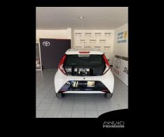 Toyota Aygo 1.0 VVT-i 72 CV 5 porte x-play - 6