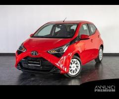 Toyota Aygo 1.0 VVT-i 72 CV 5 porte x-play