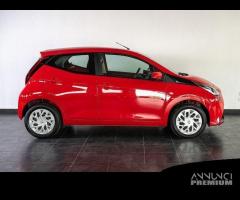 Toyota Aygo 1.0 VVT-i 72 CV 5 porte x-play - 15