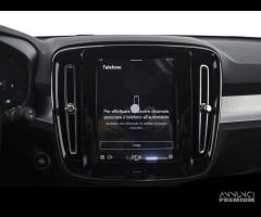 VOLVO XC40 B3 Mild hybrid Benzina Core - 15