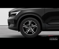 VOLVO XC40 B3 Mild hybrid Benzina Plus Dark - 7