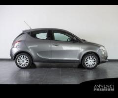 Lancia Ypsilon 1.2 69 CV 5 porte GPL Ecochic ... - 12