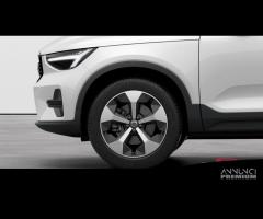 VOLVO XC40 B3 Mild hybrid Benzina Ultra Dark - 7