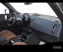 MINI Countryman Cooper C Favoured XL Package - 12