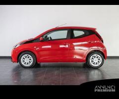 Toyota Aygo Connect 1.0 VVT-i 72 CV 5 porte x...