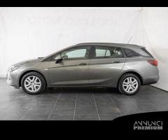 Opel Astra 1.6 CDTi 110CV Start&Stop Sports T... - 2