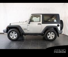 Jeep Wrangler 2.8 CRD DPF Sport - 2