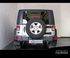 Jeep Wrangler 2.8 CRD DPF Sport