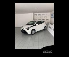 Toyota Aygo 1.0 VVT-i 72 CV 5 porte x-play