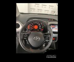 Toyota Aygo 1.0 VVT-i 72 CV 5 porte x-play - 12