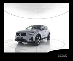 VOLVO XC40 B3 Mild hybrid Benzina Core