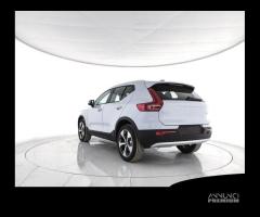 VOLVO XC40 B3 Mild hybrid Benzina Core