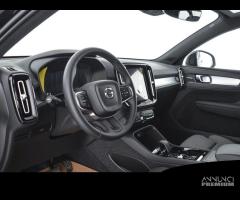 VOLVO XC40 B3 Mild hybrid Benzina Plus Dark - 8