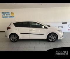 Toyota Auris 1.8 Hybrid Lounge