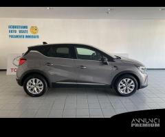 Renault Captur Plug-in Hybrid E-Tech 160 CV I...