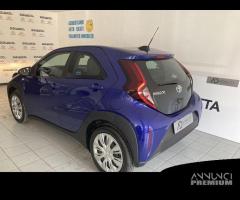 Toyota Aygo X 1.0 VVT-i 72 CV 5 porte Active - 16