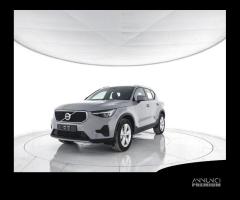 VOLVO XC40 B3 Mild hybrid Benzina Core