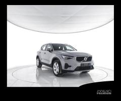 VOLVO XC40 B3 Mild hybrid Benzina Core - 2