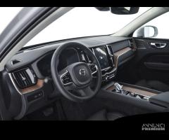 VOLVO XC60 Recharge T6 AWD Plug-in hybrid Elettr - 8