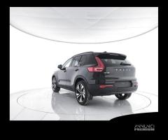 VOLVO XC40 B3 Mild hybrid Benzina Ultra Dark