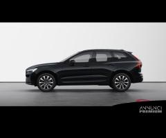 VOLVO XC60 B4 AWD mild hybrid Plus Dark - 2