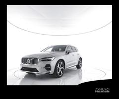 VOLVO XC60 T6 AWD Plug-in hybrid Ultimate Bright