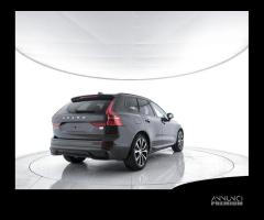 VOLVO XC60 T6 AWD Plug-in hybrid Ultimate Dark