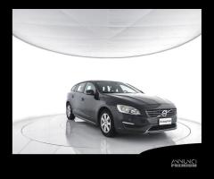 VOLVO V60 D2 1.6 Kinetic- AUTOCARRO N1 - PER OPE