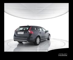 VOLVO V60 D2 1.6 Kinetic- AUTOCARRO N1 - PER OPE