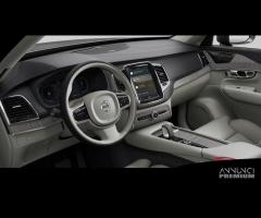 VOLVO XC90 T8 AWD Plug-in hybrid Elettrica/Benzi - 9