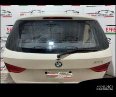 BMW X1 E84 COLORE BIANCO PORTELLONE