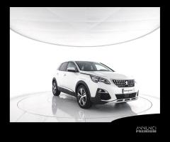 PEUGEOT 3008 BlueHDi 130 S&S EAT8 Allure