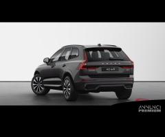 VOLVO XC60 B4 AWD Mild Hybrid Plus Dark - 2