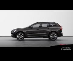 VOLVO XC60 B4 AWD Mild Hybrid Plus Dark - 3