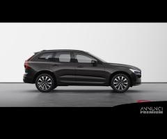 VOLVO XC60 B4 AWD Mild Hybrid Plus Dark