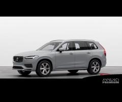 VOLVO XC90 B5 AWD mild hybrid (d) Core