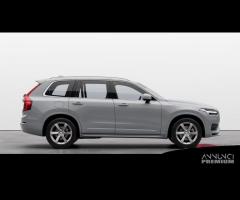 VOLVO XC90 B5 AWD mild hybrid (d) Core