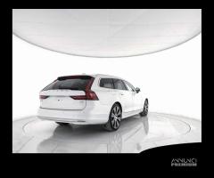 VOLVO V90 Mild Hybrid B4 (d) Automatico Plus Bri