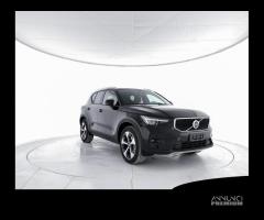 VOLVO XC40 B3 Mild hybrid Benzina Core