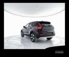 VOLVO XC40 B3 Mild hybrid Benzina Core