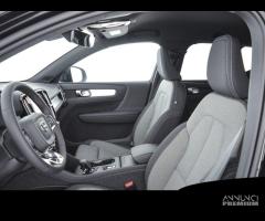 VOLVO XC40 B3 Mild hybrid Benzina Core - 9