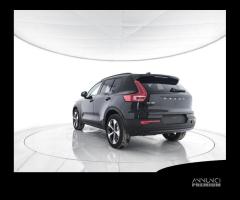 VOLVO XC40 B3 Mild hybrid Benzina Plus Dark