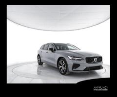 VOLVO V60 B3 Mild hybrid Benzina Plus Dark